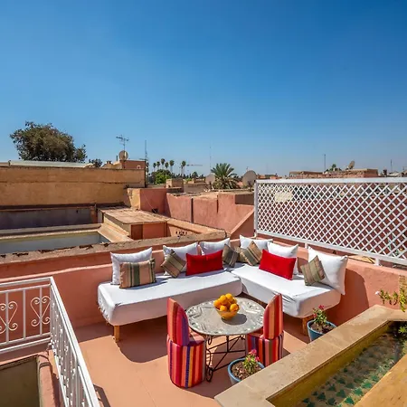 Riad Dar Makhzne-Location Exclusive Du Riad Entier 4 Chambres & Terrasse
